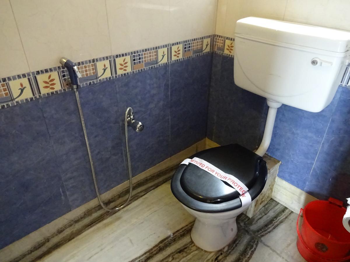 גנגטוק Jain Group Hotel Royal Residency מראה חיצוני תמונה