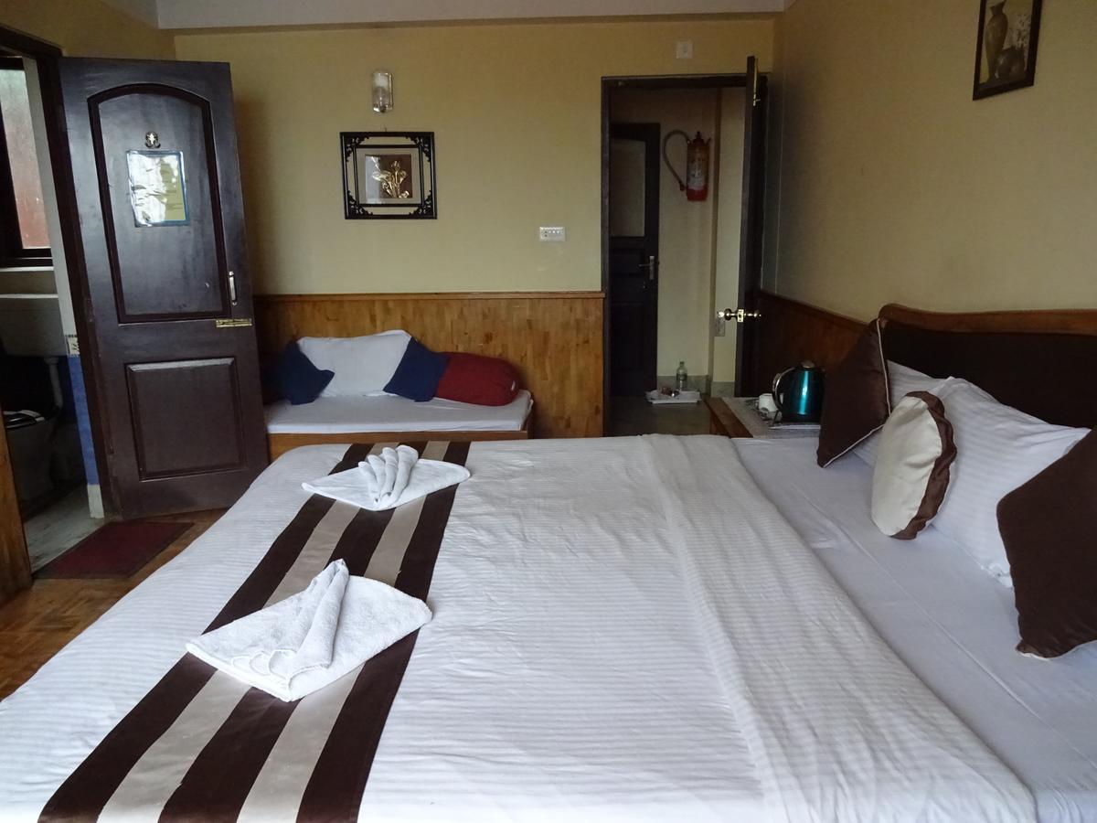 גנגטוק Jain Group Hotel Royal Residency מראה חיצוני תמונה